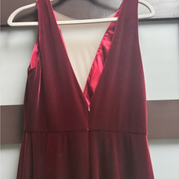Jenny Yoo Deep Red Velvet Plunge Neck Sleeveless Gown - Picture 5 of 7